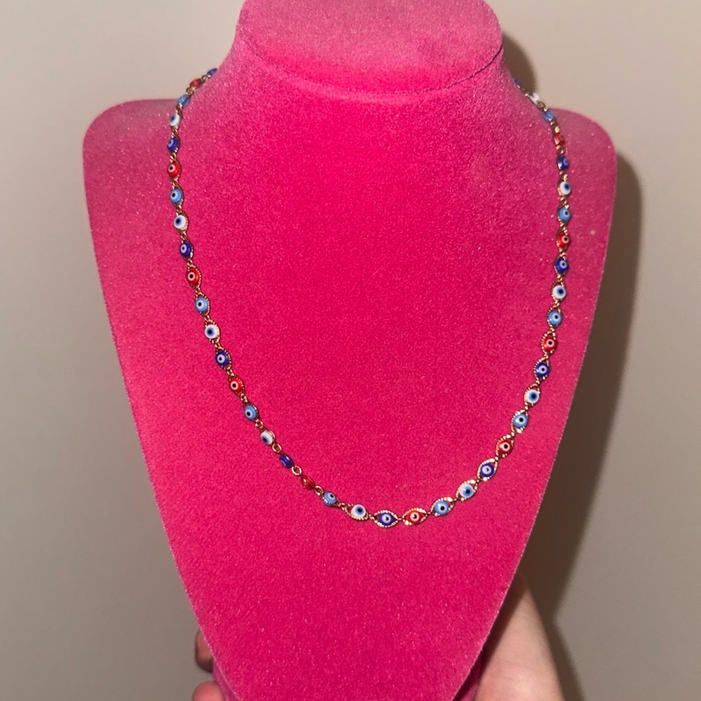 Eye necklace